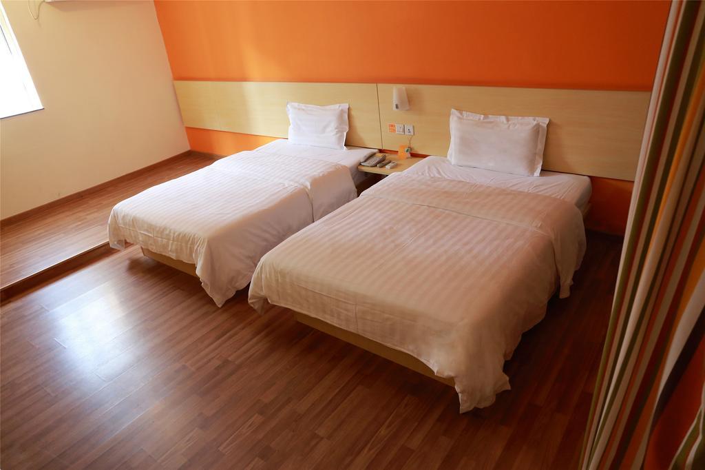 7Days Inn Premium Guangzhou Tianhe West Tiyu Road Subway Station Pokoj fotografie