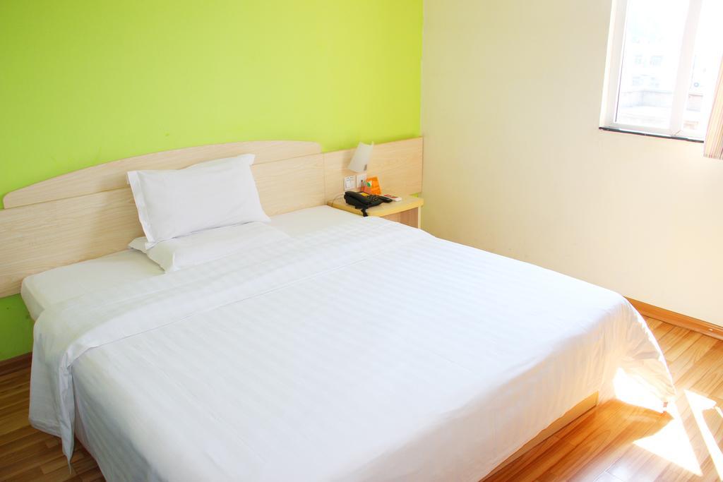 7Days Inn Premium Guangzhou Tianhe West Tiyu Road Subway Station Exteriér fotografie