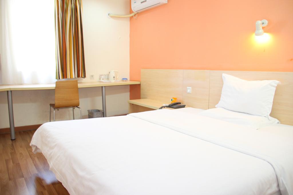 7Days Inn Premium Guangzhou Tianhe West Tiyu Road Subway Station Exteriér fotografie