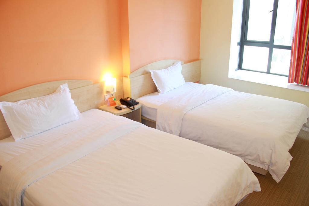 7Days Inn Premium Guangzhou Tianhe West Tiyu Road Subway Station Exteriér fotografie