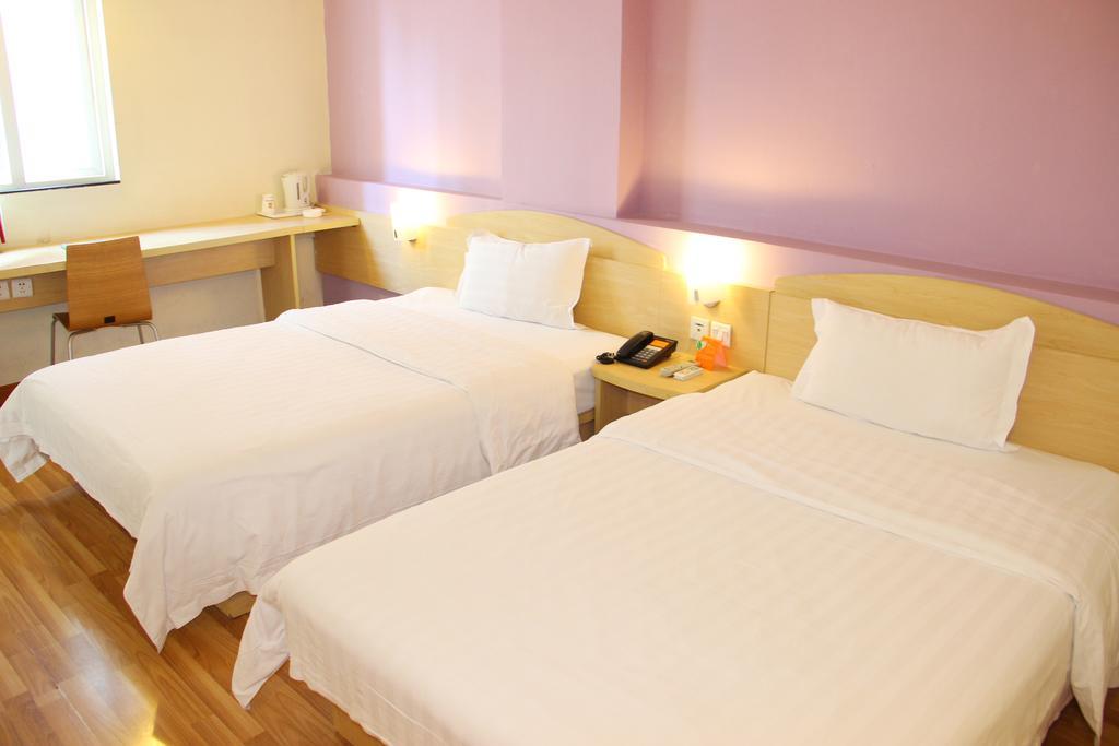 7Days Inn Premium Guangzhou Tianhe West Tiyu Road Subway Station Exteriér fotografie