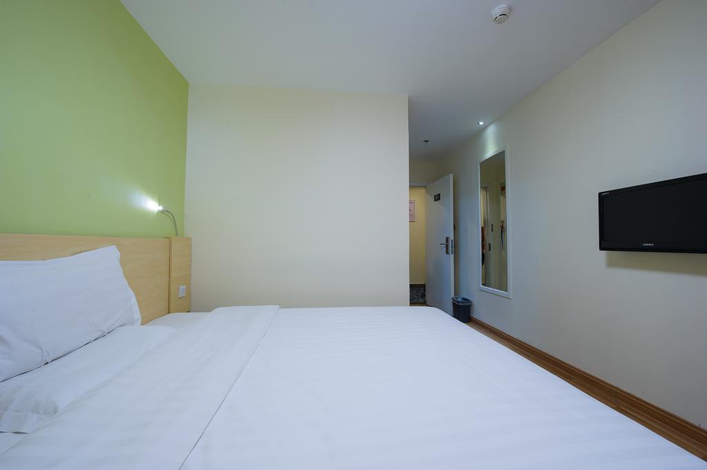 7Days Inn Premium Guangzhou Tianhe West Tiyu Road Subway Station Exteriér fotografie