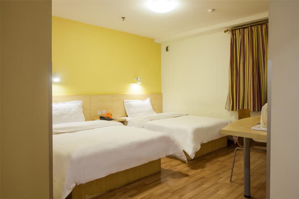 7Days Inn Premium Guangzhou Tianhe West Tiyu Road Subway Station Exteriér fotografie