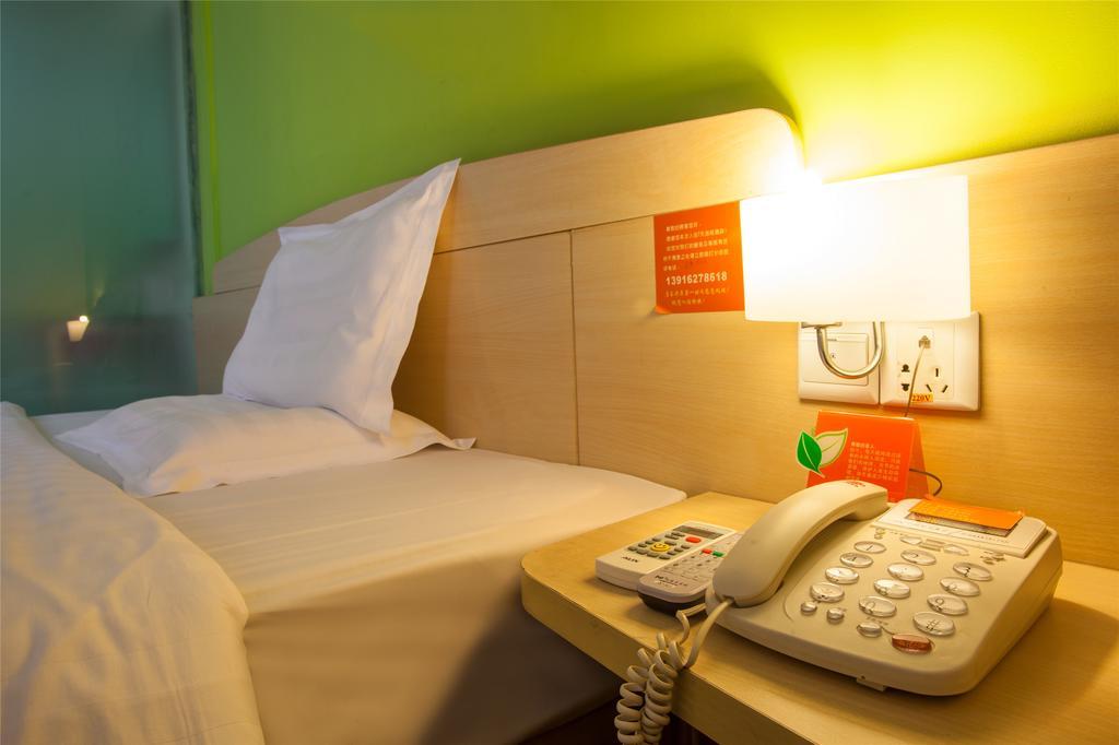 7Days Inn Premium Guangzhou Tianhe West Tiyu Road Subway Station Pokoj fotografie